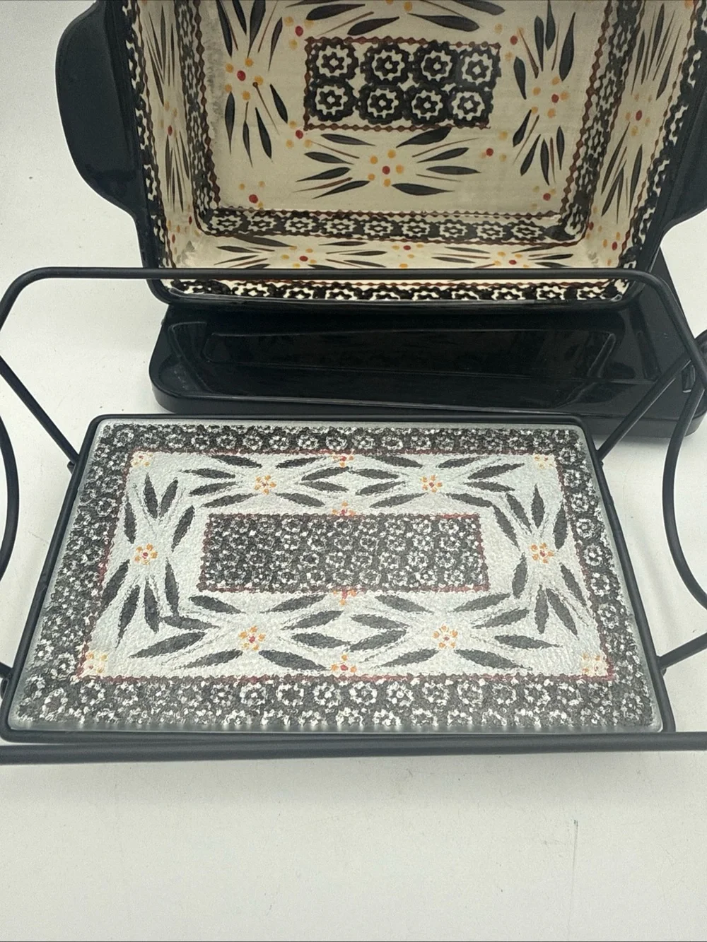 Decorative Black Ceramic Wax Warmer with Floral Accent